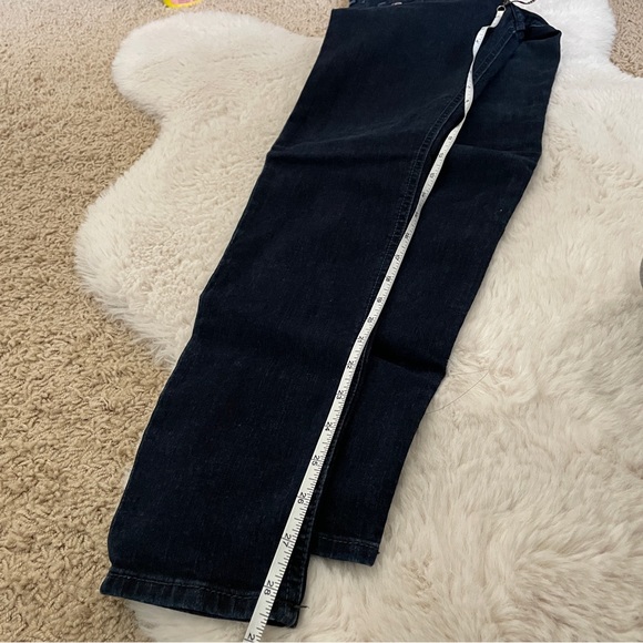 Hollister Dark Wash Jeans Size 3Short - Picture 2 of 6